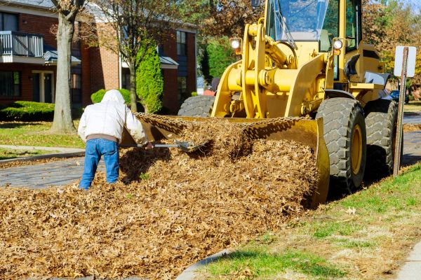 Mulch Hauling in Sebring
