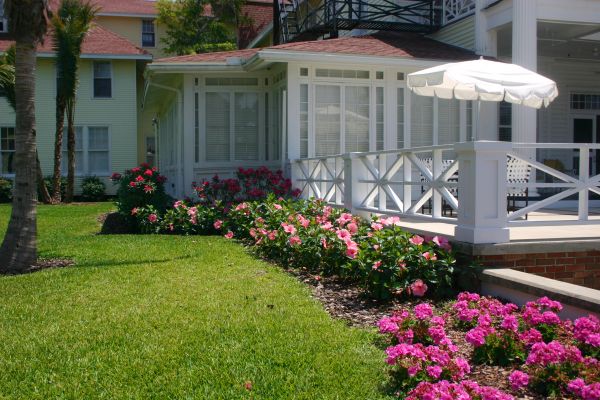 Deck Landscaping Service in Sebring