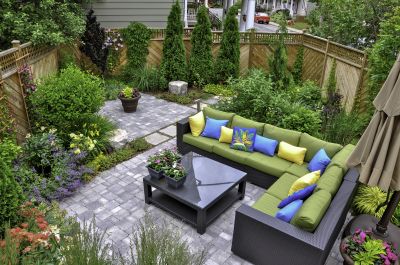 Modern paver layout with contrasting colors